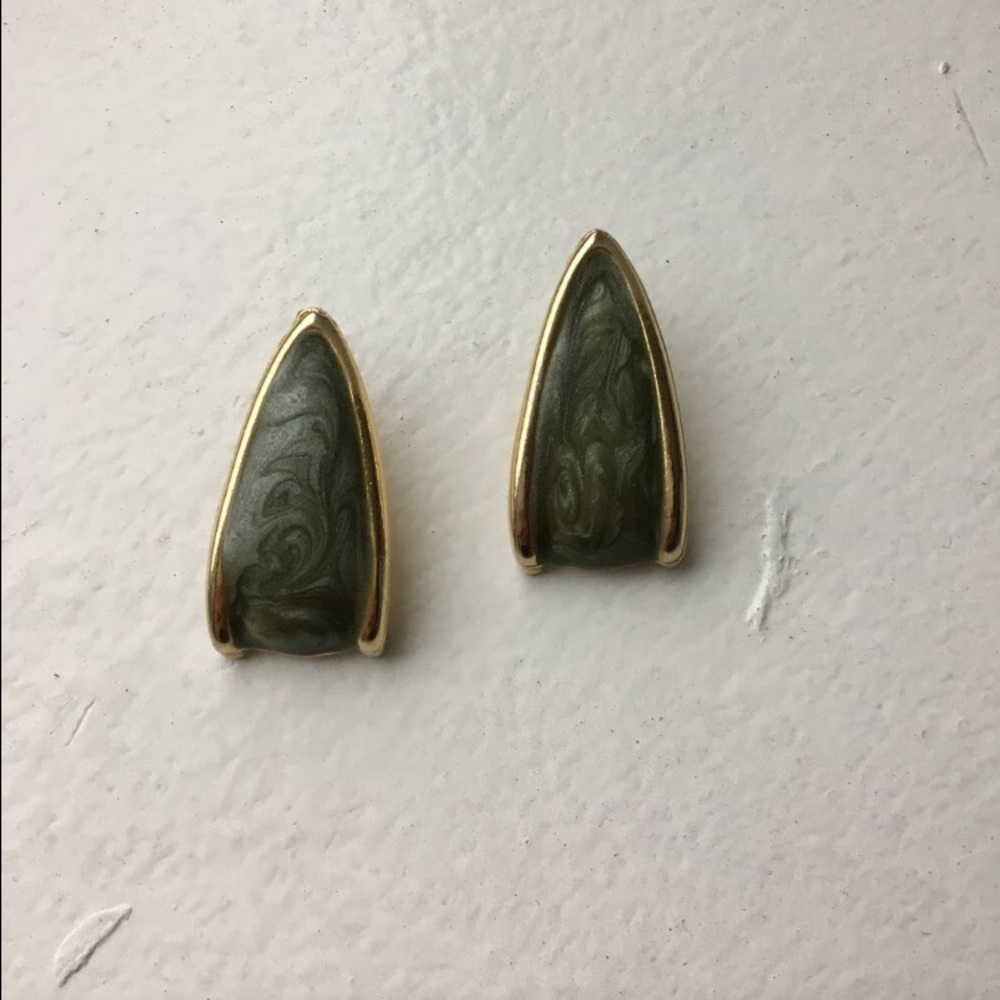 olive earrings